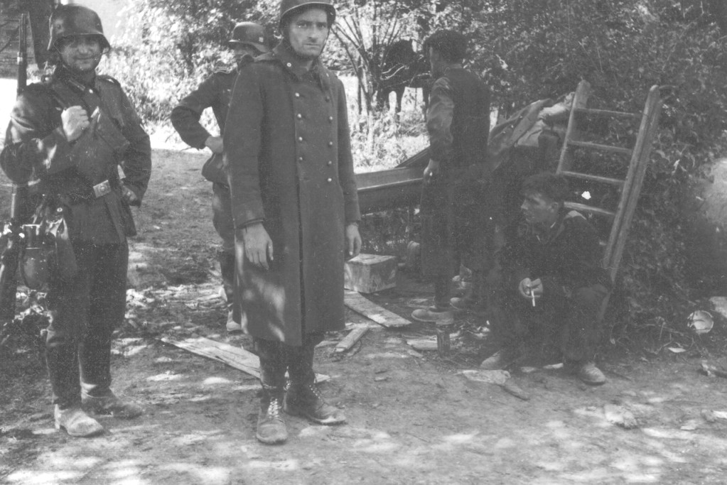 ���������