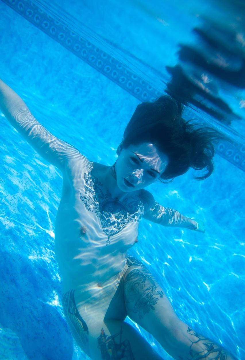 ���������