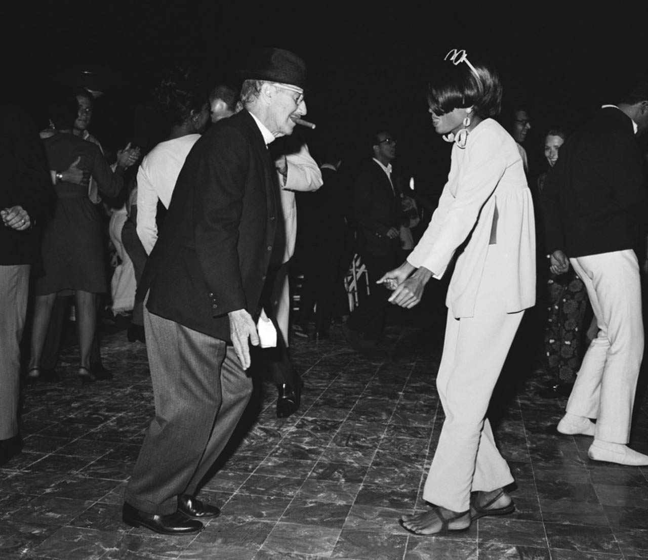 ���������