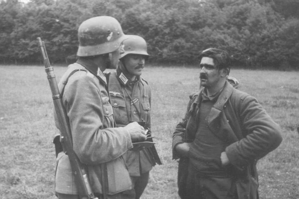 ���������