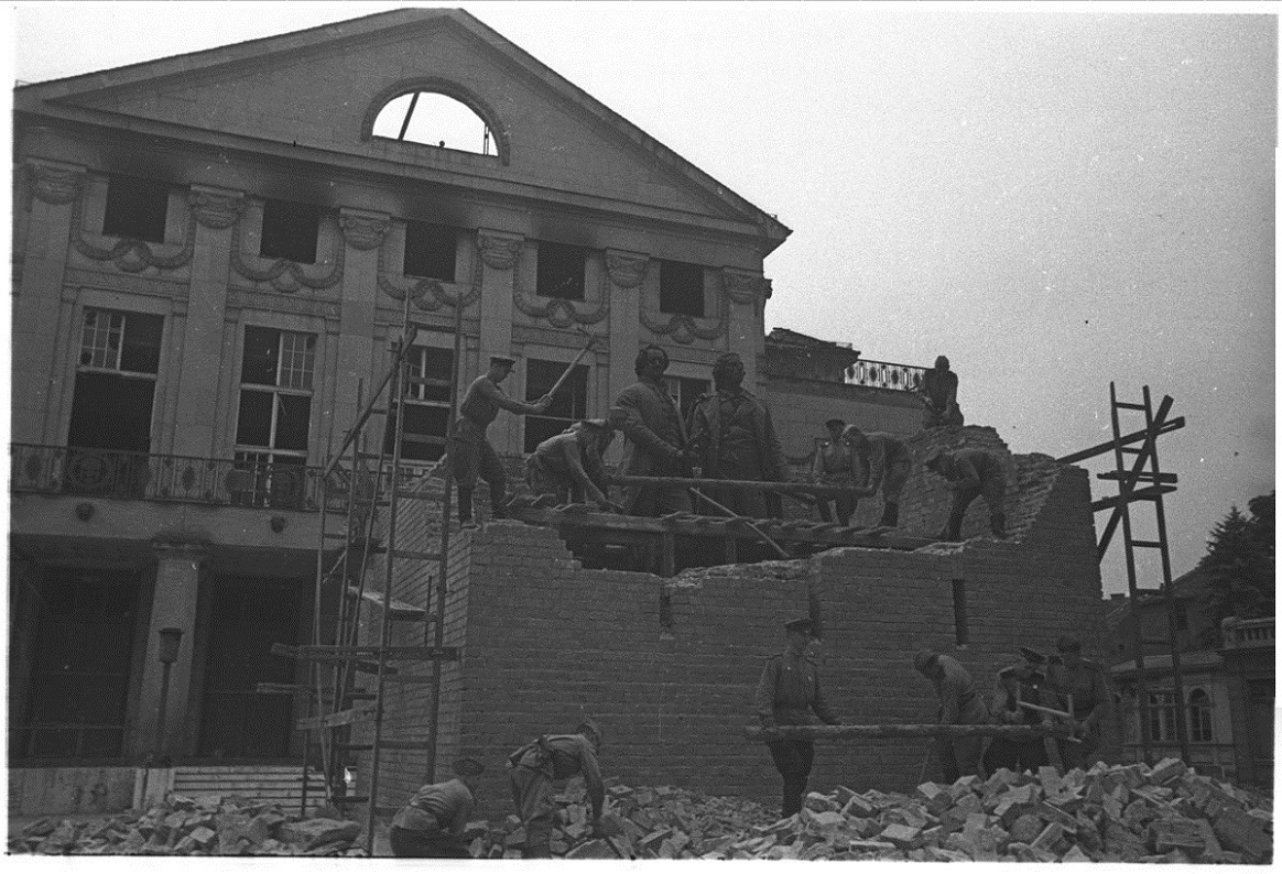 ���������