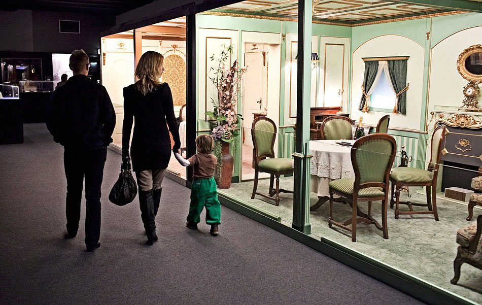 ���������