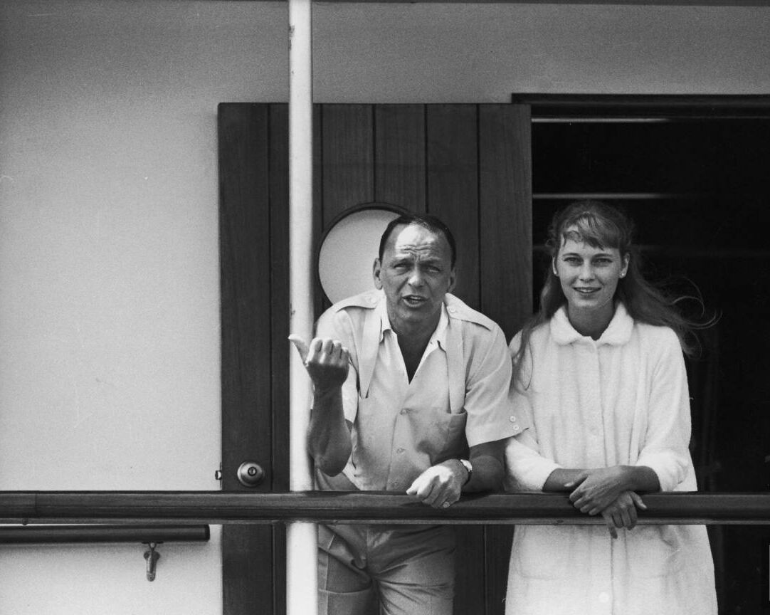 ���������