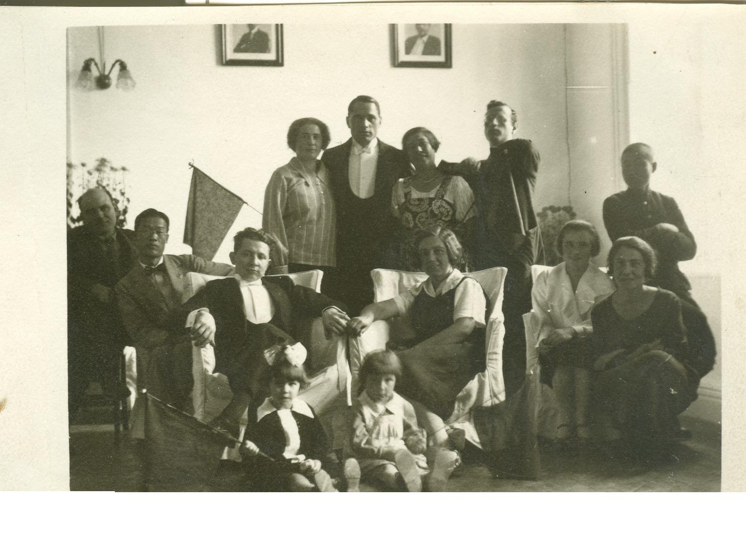 ���������