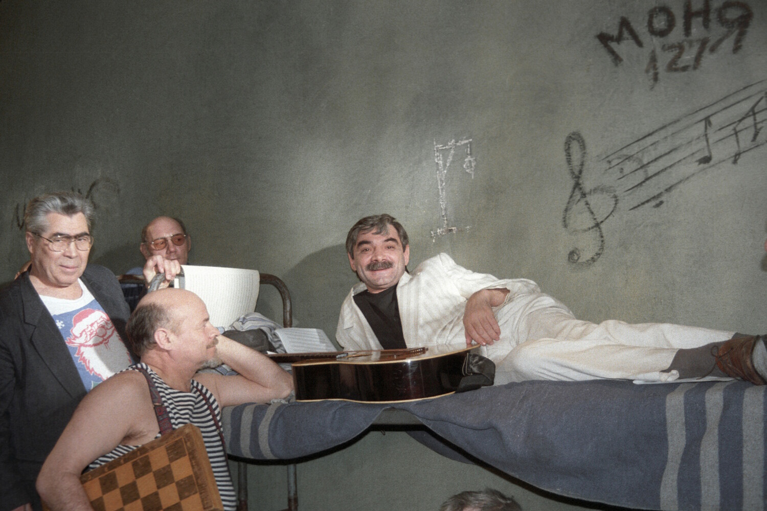 ���������