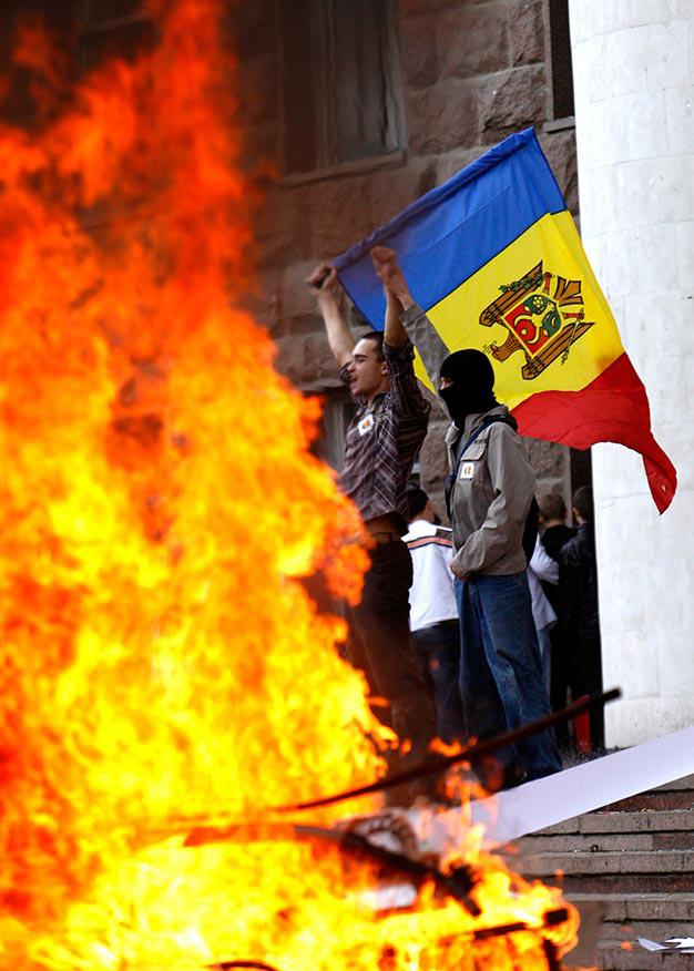 ���������