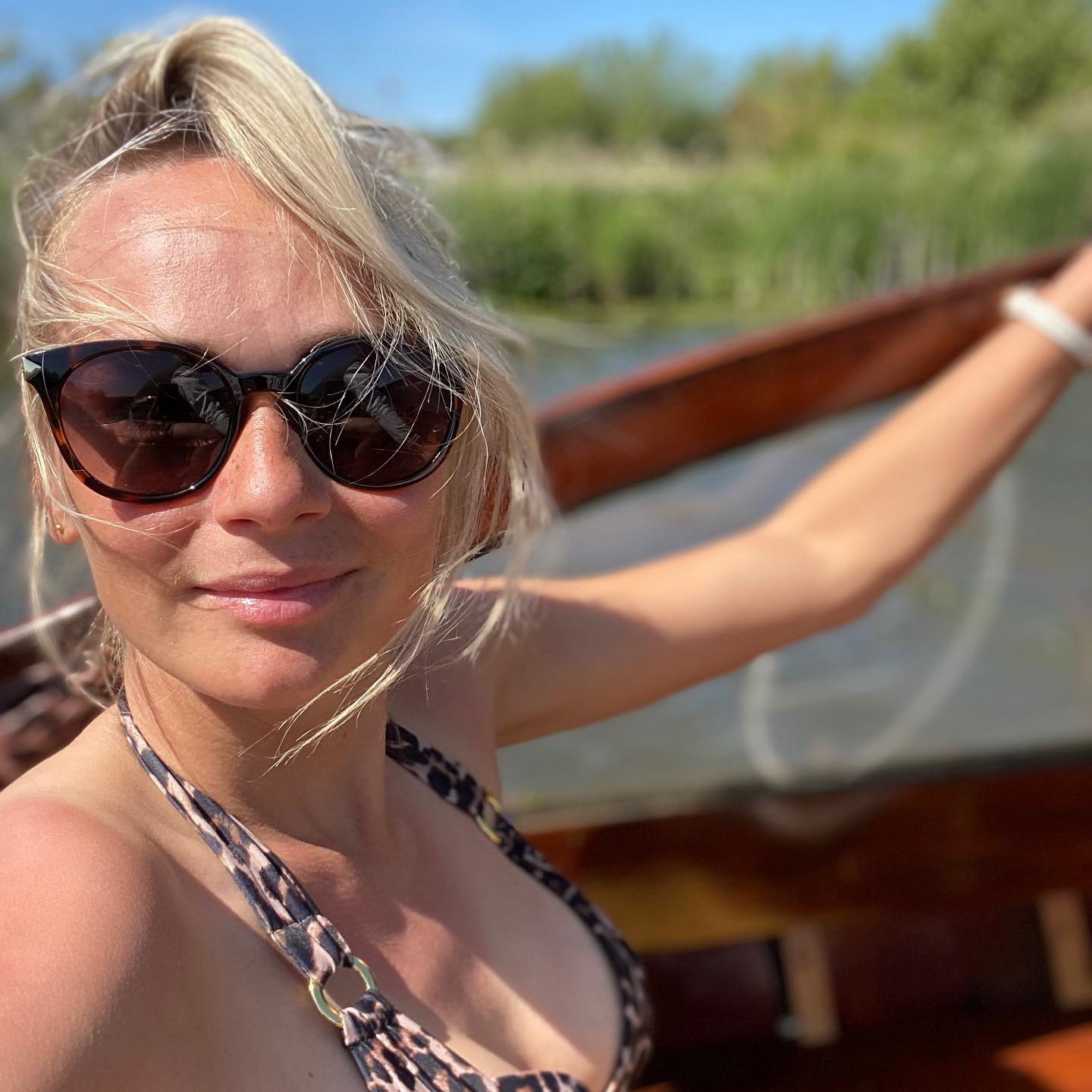 ���������