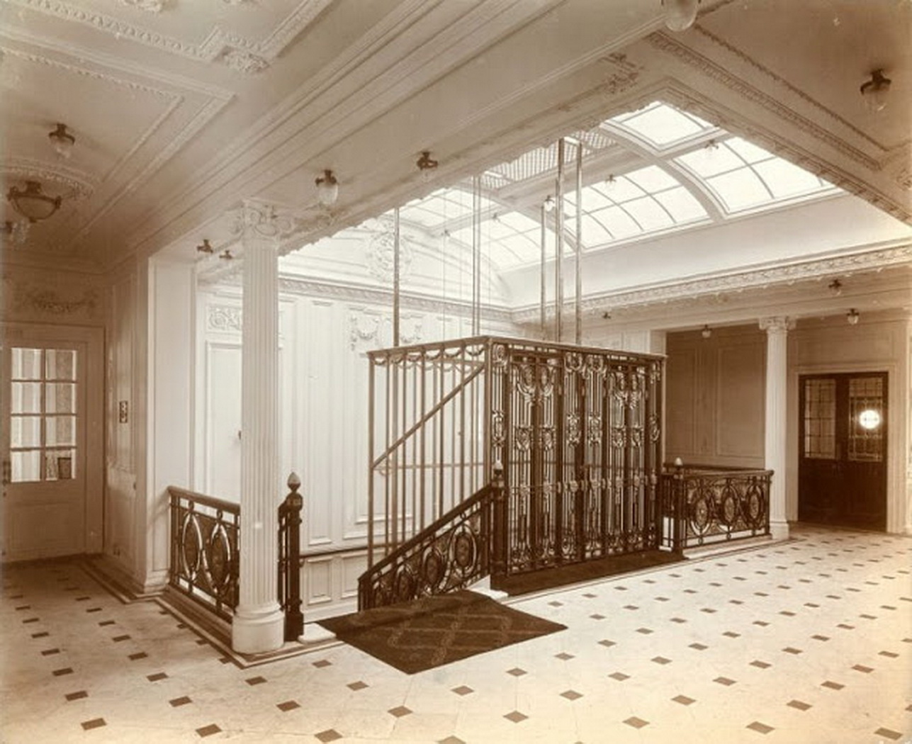 ���������