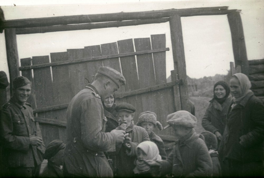 ���������