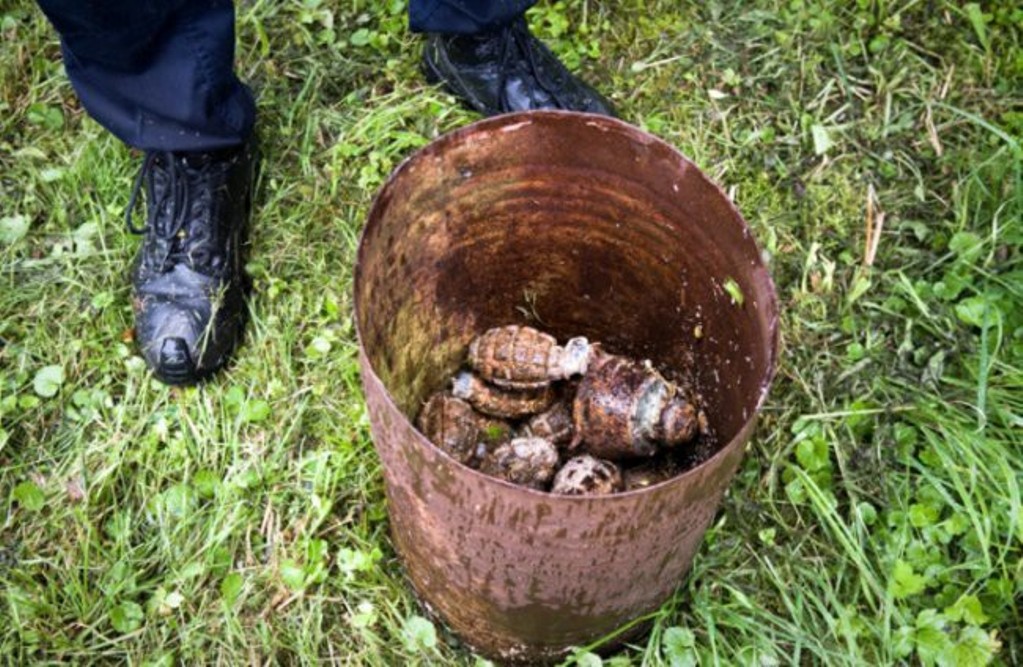 ���������